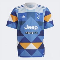 21-22 Juventus Fourth Jersey